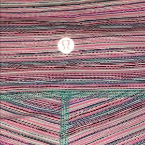 Lululemon colorful leggings size 4